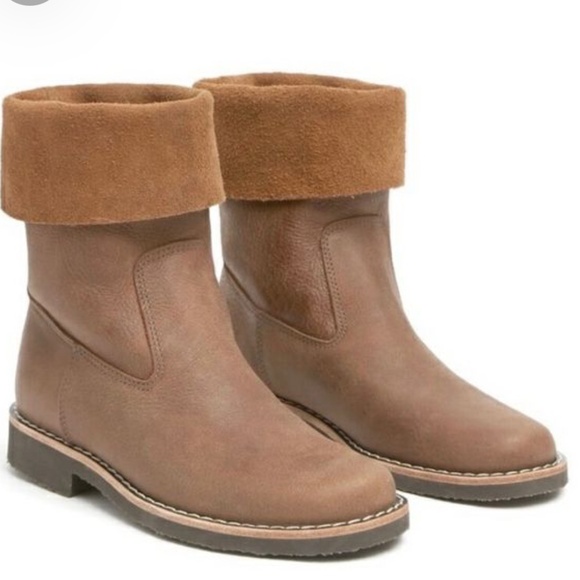 Roots Tribal Leather Fold Over Boots - Picture 1 of 8